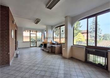 Appartamento in Affitto a Santena (TO) via Compans 